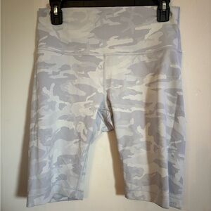 Lululemon Wunder Under High-Rise Short 10”
